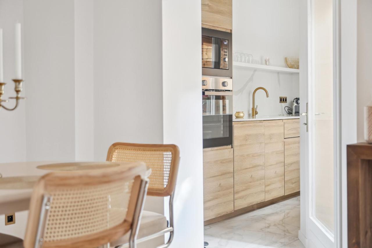 Suite Luxueuse Avec Jardin Prive Sauna Et Jacuzzi Paris Exterior photo